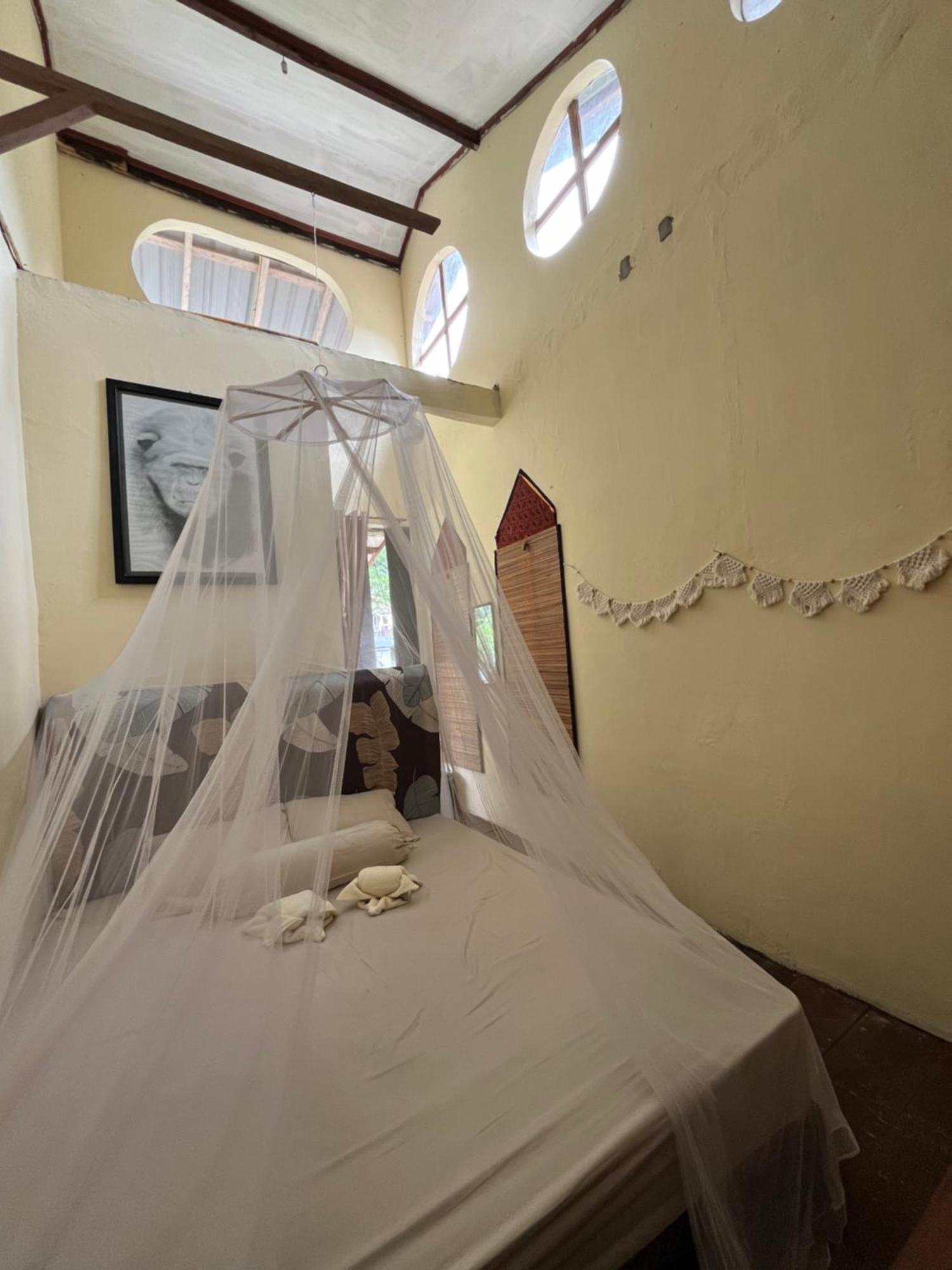 Charlys Little House Hotel บูกิตลาวัง ภายนอก รูปภาพ