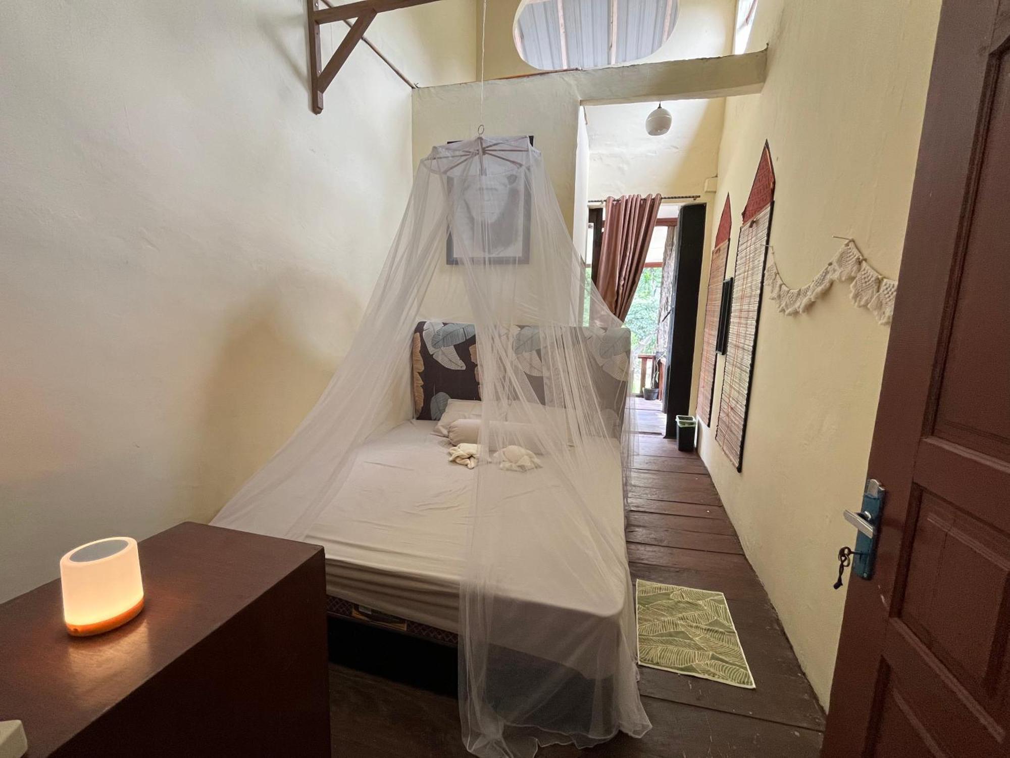 Charlys Little House Hotel บูกิตลาวัง ภายนอก รูปภาพ