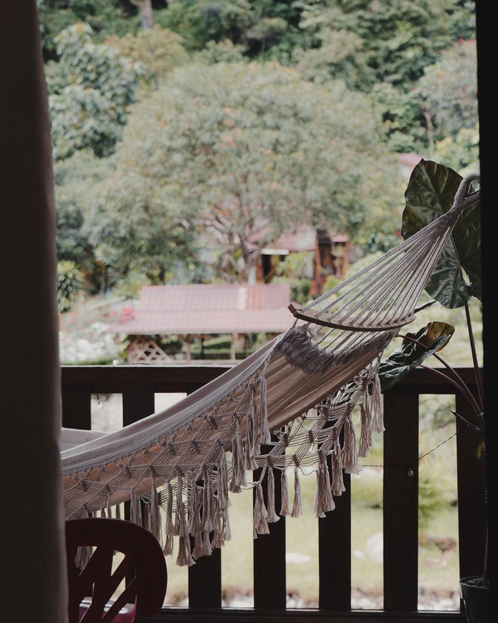 Charlys Little House Hotel บูกิตลาวัง ภายนอก รูปภาพ