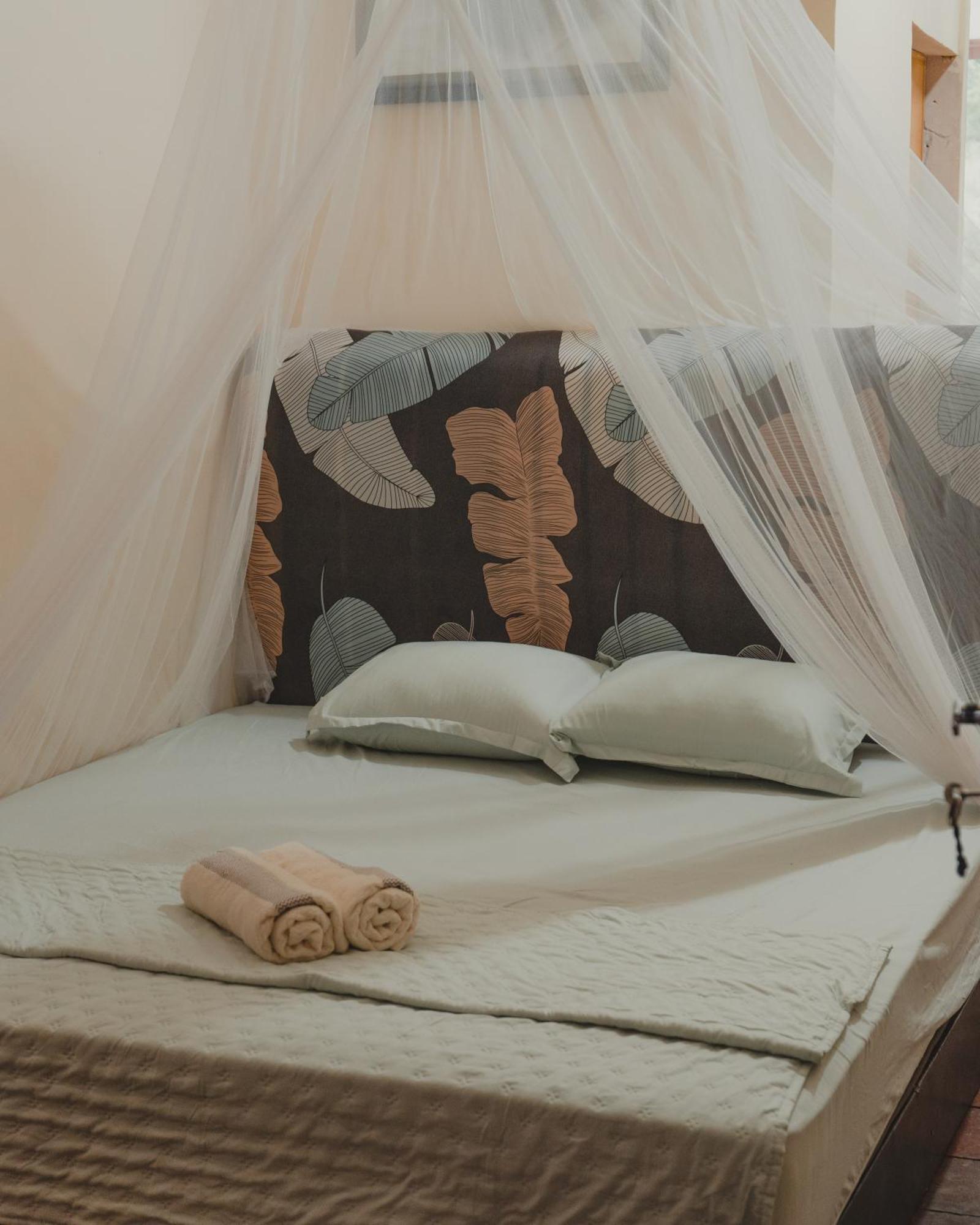 Charlys Little House Hotel บูกิตลาวัง ภายนอก รูปภาพ