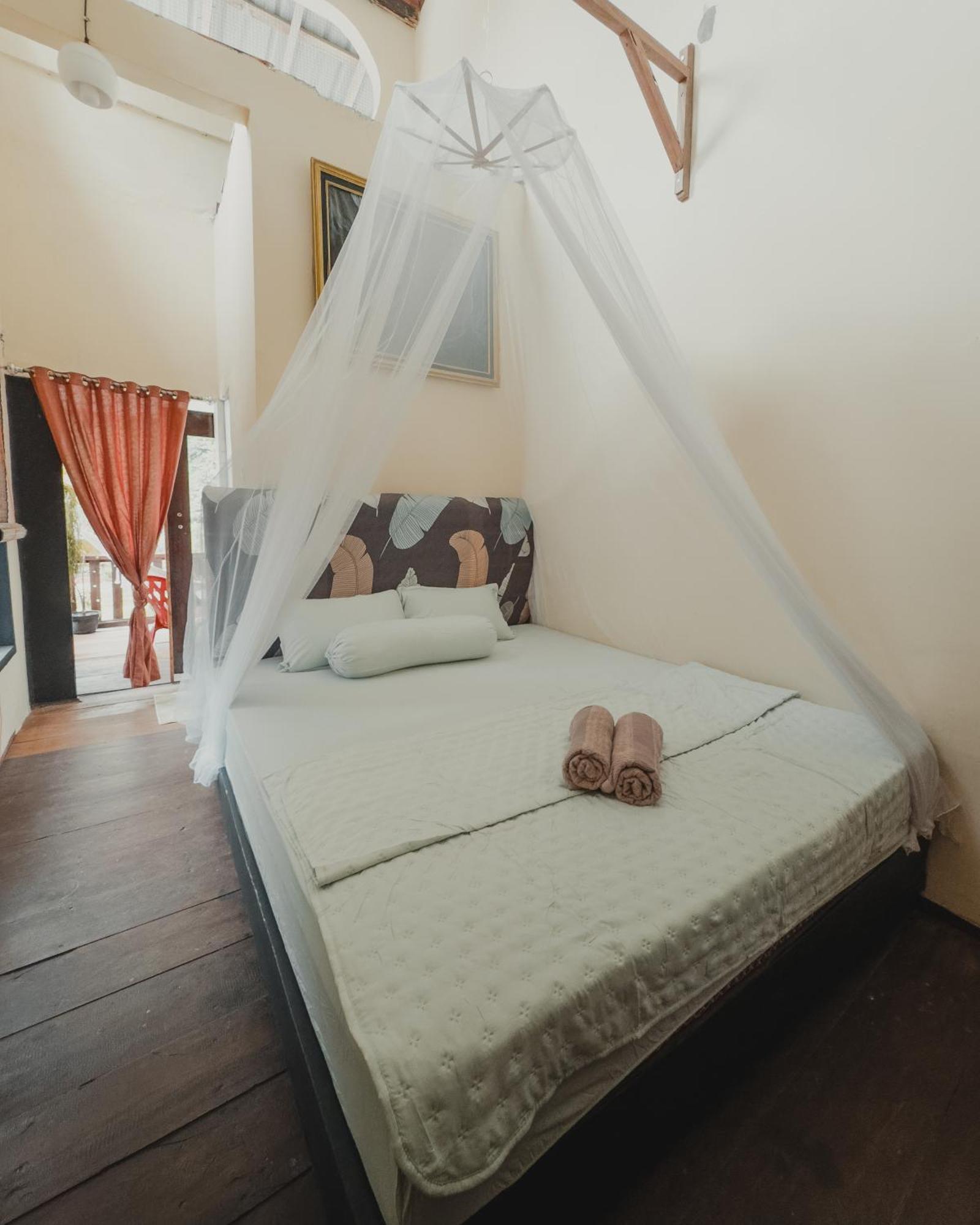 Charlys Little House Hotel บูกิตลาวัง ภายนอก รูปภาพ