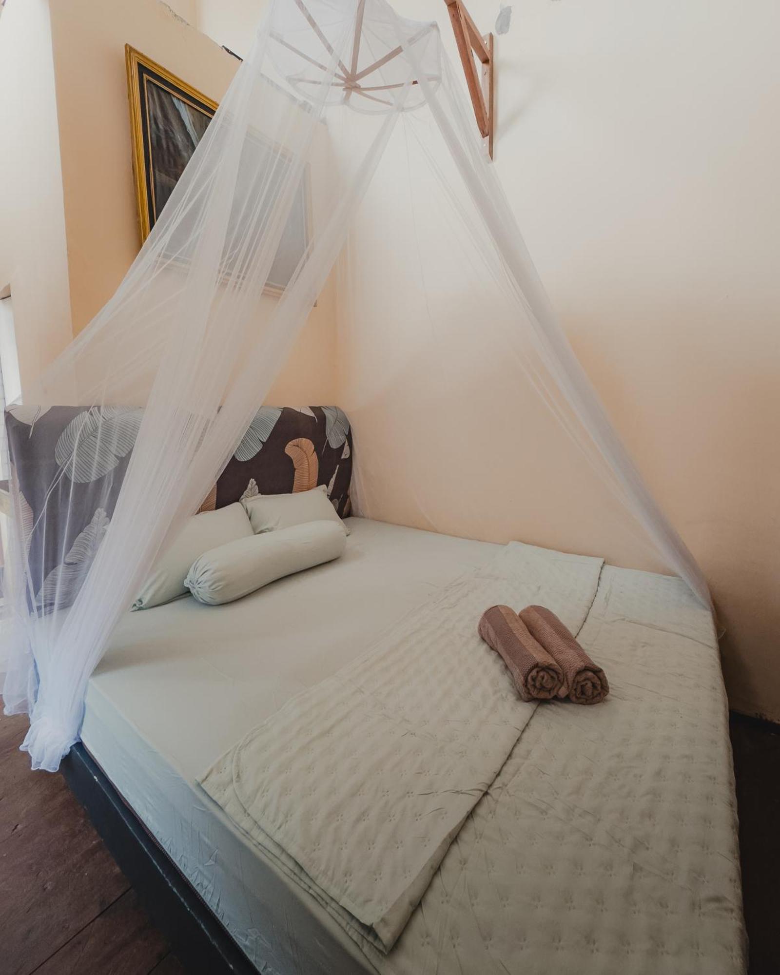 Charlys Little House Hotel บูกิตลาวัง ภายนอก รูปภาพ